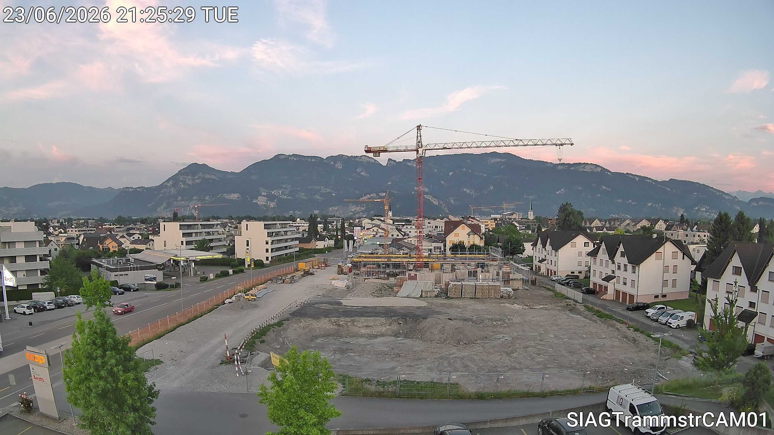 23.06.2026 21:25:28